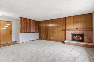1155 Sunset Dr, Platteville,  53818 - Photo 7