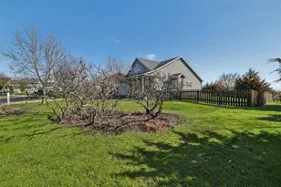 609 Willow Brook Trail, Sun Prairie, WI 53590 - Photo 5