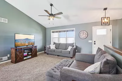 531 Whitford Avenue, Prairie Du Sac, WI 53578 - Photo 7