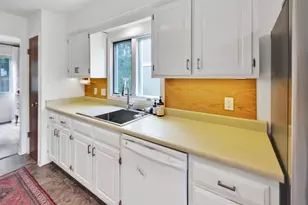 3512 Valley Ridge Rd, Middleton, WI 53562 - Photo 15