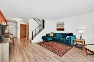 3512 Valley Ridge Rd, Middleton, WI 53562 - Photo 7