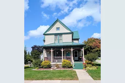 626 E Brown Street, Waupun, WI 53963 - Photo 1