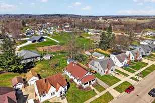 931 Eisenhower Ave, Janesville, WI 53545 - Photo 43