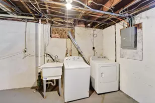 931 Eisenhower Ave, Janesville, WI 53545 - Photo 25