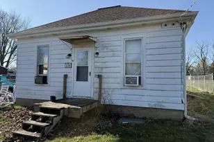 505 E Main St, Durand, IL 61024 - Photo 1