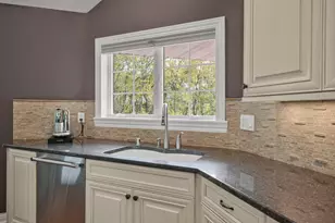 1679 Marian Ct, Mineral Point, WI 53565 - Photo 5