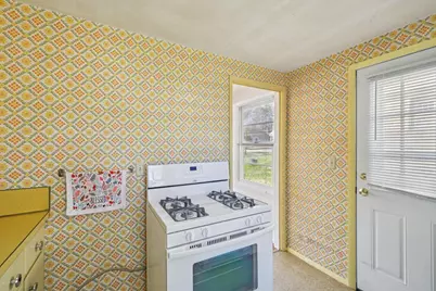 3902 Winnemac Avenue, Madison, WI 53711 - Photo 13