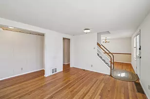 3902 Winnemac Ave, Madison, WI 53711 - Photo 5