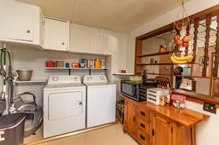 705 Fountain St, Mineral Point, WI 53565 - Photo 29