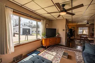 705 Fountain St, Mineral Point, WI 53565 - Photo 25