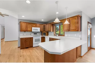 565 Oakwood Drive, Oregon, WI 53575 - Photo 13