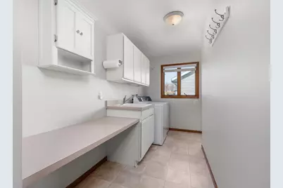 565 Oakwood Drive, Oregon, WI 53575 - Photo 35