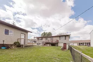 509 S Linn St, Ridgeville, WI 53533 - Photo 3