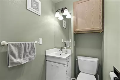 528 E Madison Avenue, Milton, WI 53563 - Photo 25