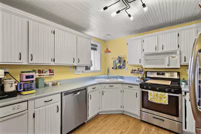 528 E Madison Avenue, Milton, WI 53563 - Photo 5