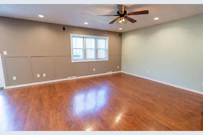 303 N Summit Street, Albany, WI 53502 - Photo 3