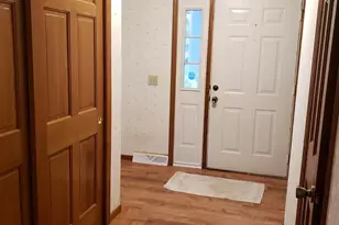 7618 Westchester Dr, Middleton, WI 53562 - Photo 5