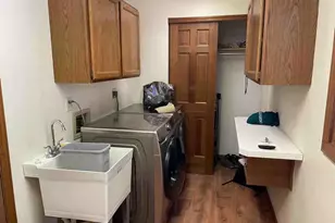 7618 Westchester Dr, Middleton, WI 53562 - Photo 11