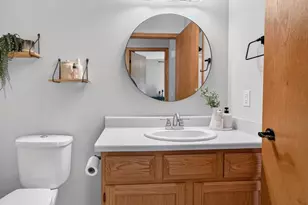 5309 Park Meadow Dr, Madison, WI 53704 - Photo 17