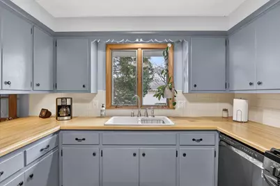 2110 Eastwood Avenue, Janesville, WI 53545 - Photo 17