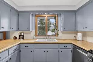 2110 Eastwood Ave, Janesville, WI 53545 - Photo 17