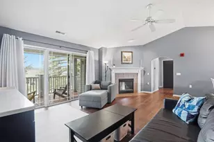 5587 Bantry Ln, Fitchburg, WI 53711 - Photo 5