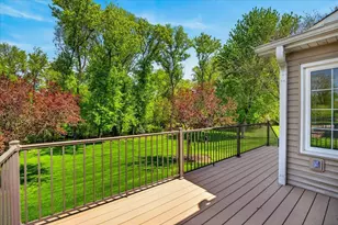 649 Springbrook Cir, DeForest, WI 53532 - Photo 5