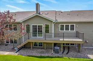 649 Springbrook Cir, DeForest, WI 53532 - Photo 53