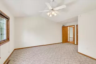 649 Springbrook Cir, DeForest, WI 53532 - Photo 31
