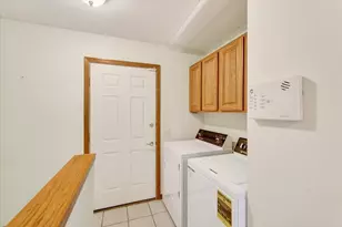 649 Springbrook Cir, DeForest, WI 53532 - Photo 41