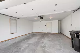 649 Springbrook Cir, DeForest, WI 53532 - Photo 43