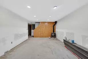 518 Bowman Ave, Madison, WI 53716 - Photo 21