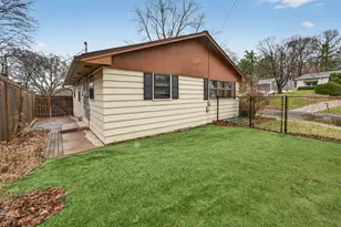 518 Bowman Ave, Madison, WI 53716 - Photo 3