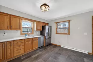 518 Bowman Ave, Madison, WI 53716 - Photo 11