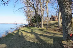 W9847 Dunn Rd, Fox Lake, WI 53933 - Photo 11