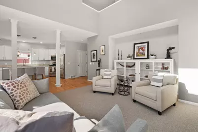 529 Pine Lawn Parkway, Verona, WI 53593 - Photo 13