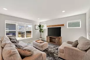 623 Prospect Rd, Waunakee, WI 53597 - Photo 3