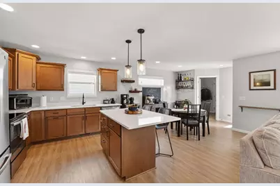 623 Prospect Road, Waunakee, WI 53597 - Photo 11