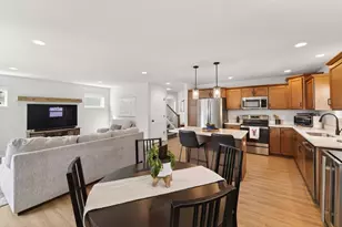 623 Prospect Rd, Waunakee, WI 53597 - Photo 15