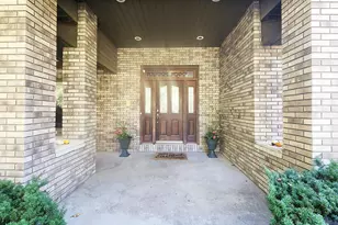 4230 N Juniper Dr, Janesville, WI 53545 - Photo 3