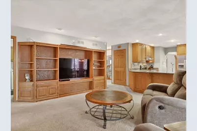 4230 N Juniper Drive, Janesville, WI 53545 - Photo 31