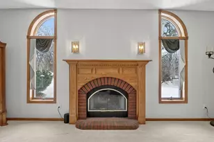 4230 N Juniper Dr, Janesville, WI 53545 - Photo 9