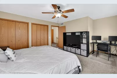 3202 Dorchester Way, Madison, WI 53719 - Photo 17