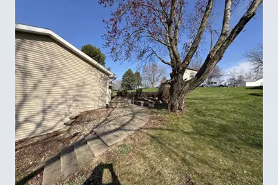 209 27th Street, Monroe, WI 53566 - Photo 5