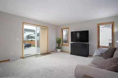 7301 Southern Oak Place, Madison, WI 53719 - Photo 11