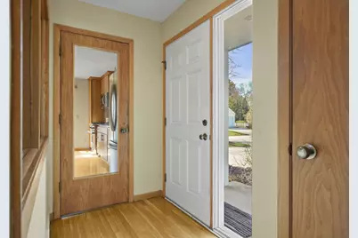 19 Red Maple Trail, Madison, WI 53717 - Photo 7