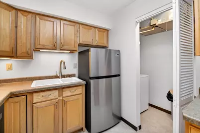 17 Golf Course Road #C, Madison, WI 53704 - Photo 15