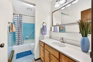 17 Golf Course Rd, Madison, WI 53704 - Photo 19