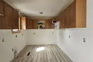 119 &amp 121 Main St, Lynxville, WI 54626 - Photo 9