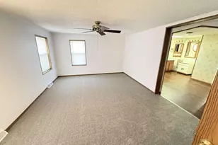 402 Opal Ave, Lannon, WI 53046 - Photo 5